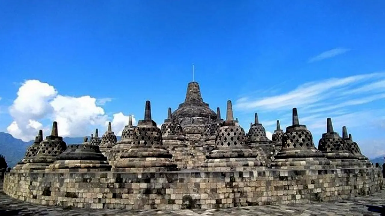 Arkeolog Malaysia Menemukan Patung Buddha Kuno yang Lebih Tua dari Borobudur