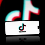 Cari Lagu Populer di TikTok dengan Bersenandung