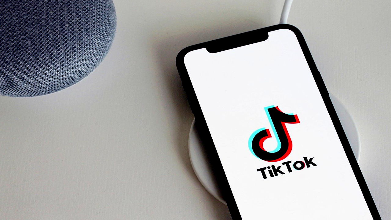 TikTok Segera Hadir dengan Fitur Baru Pesan Makanan dan Tiket Pesawat Tanpa Ribet