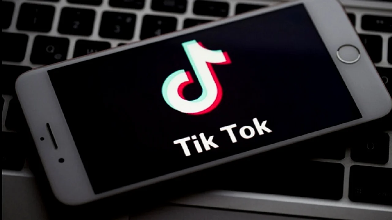 Fitur Spotlight untuk Promosi Film dan Serial TV Kini Hadir di TikTok