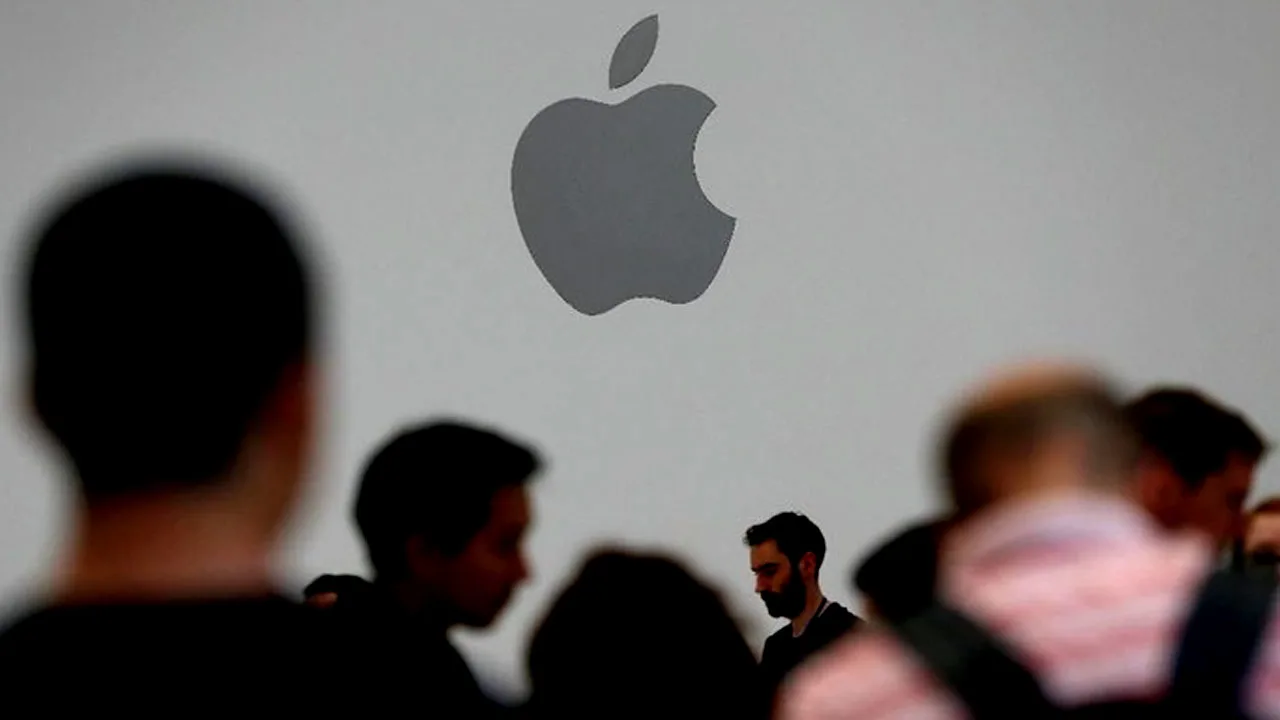 Apple Melarang Karyawannya Main Media Sosial