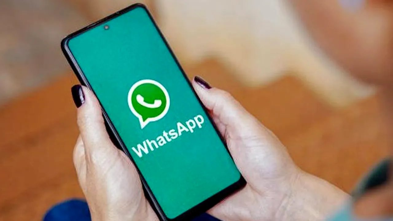 WhatsApp Siapkan Fitur Menambah Musik ke Status