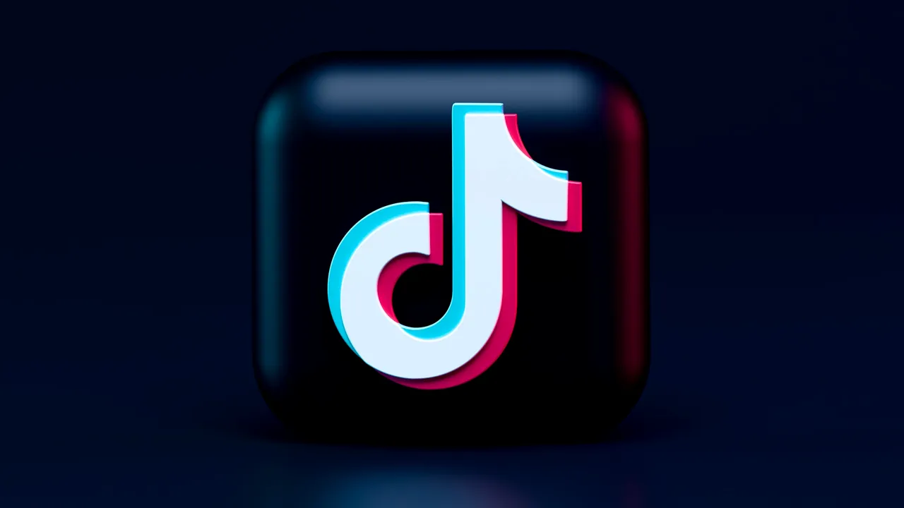 Remaja Kini Tidak Bisa Main TikTok di Atas Jam 10 Malam