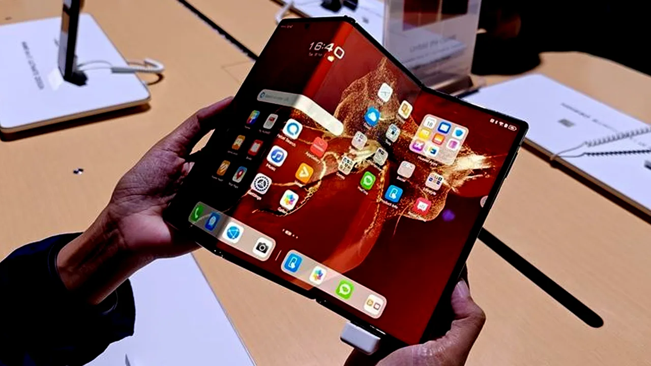 Huawei Mate XT Ultimate Resmi Rilis di Indonesia Seharga Rp 53 Juta